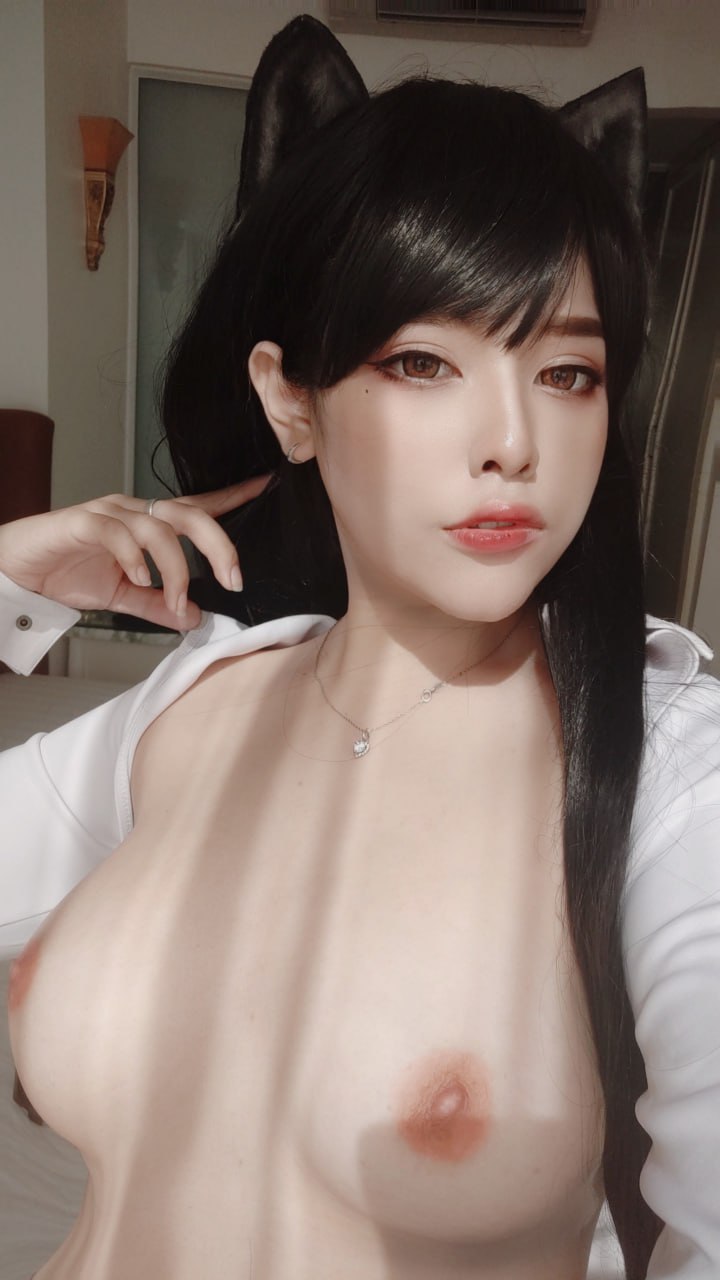 巨乳御姐露出 皮衣赛车女王 2